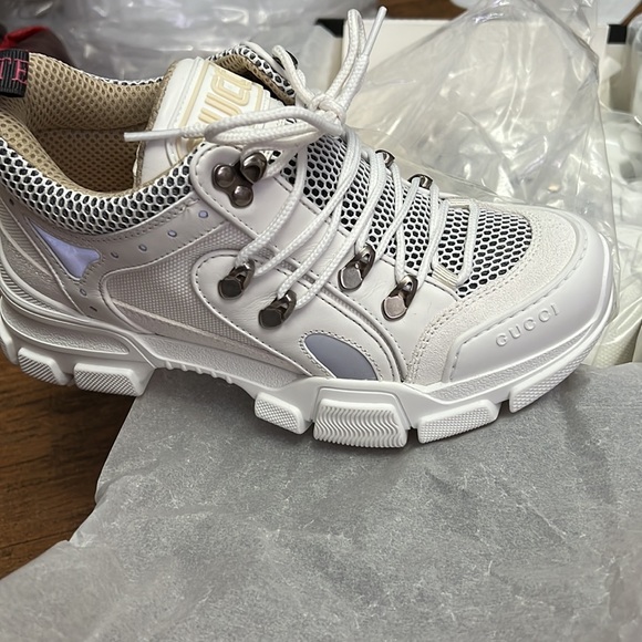 Beautiful Gucci sneakers - Picture 4 of 5